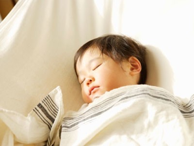 Trẻ nghiến răng khi ngủ có thể mắc nhiều bệnh