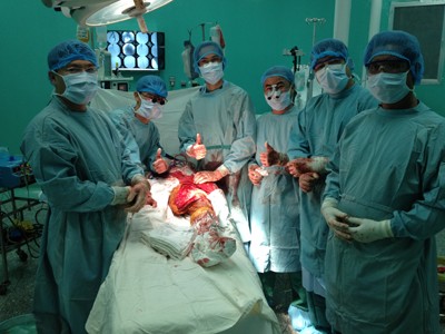 Người Việt 'sính' bệnh viện ngoại