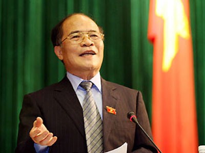 Chủ tịch QH Nguyễn Sinh Hùng: Phải chống tiêu cực từ trong bộ máy