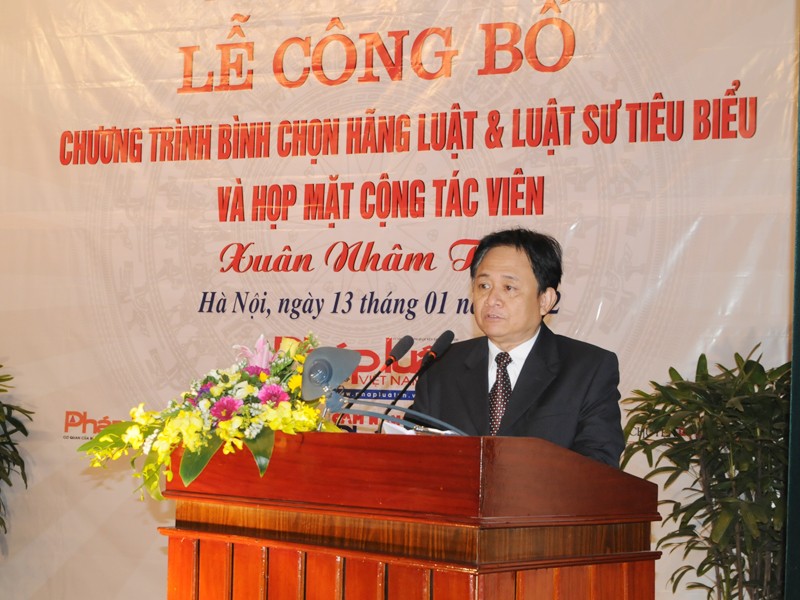 Phó Tổng biên tập Thường trực Báo Pháp luật Việt Nam - Đặng Ngọc Luyến phát biểu tại lễ công bố sáng nay. Ảnh: Tuấn Nguyễn