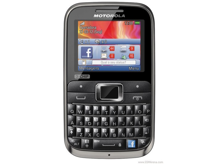 Motorola ra mắt 'dế' ba SIM giá rẻ