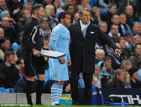 Chiến thắng của Tevez và Mancini