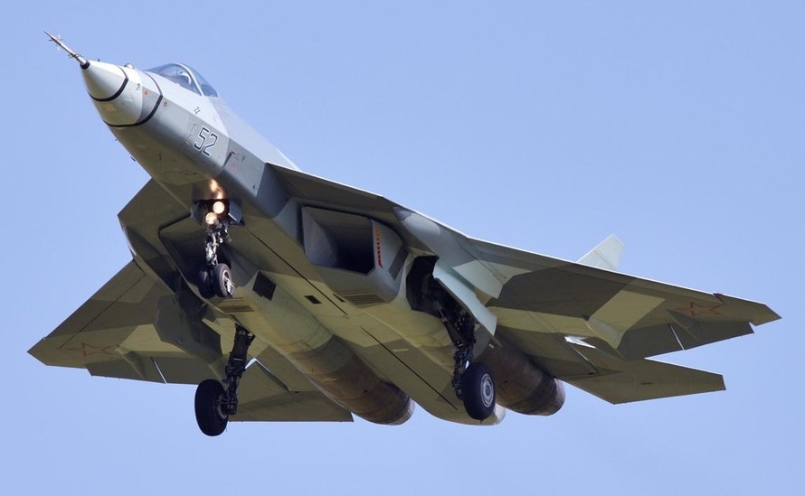 Sản xuất Sukhoi T-50 'phiên bản' Ấn Độ từ 2020