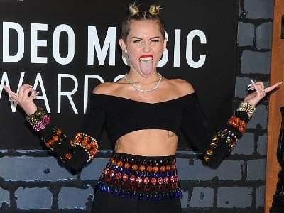 Miley Cyrus ngông cuồng định tổ chức sinh nhật thác loạn