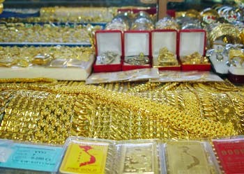 Vàng trong nước giảm mạnh 850.000 đồng/lượng