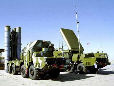 Syria nhận lô tên lửa S-300 đầu tiên từ Nga