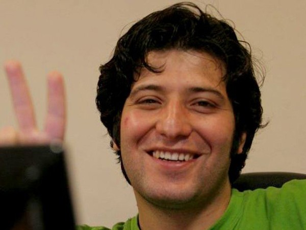 Phóng viên Sasan Aghaei của tờ báo Etemad, một trong những người bị bắt