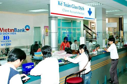 Vietinbank sa thải 15 cán bộ chi nhánh ngân hàng