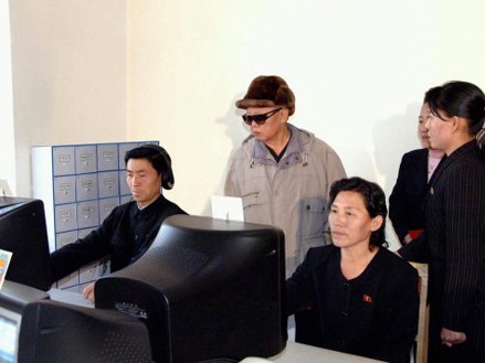 Ngỡ ngàng Internet 'như thời đồ đá' ở Triều Tiên