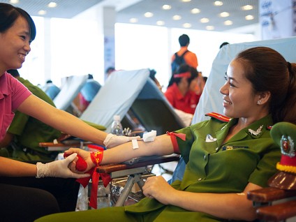Nữ trung úy cảnh sát 15 lần hiến máu