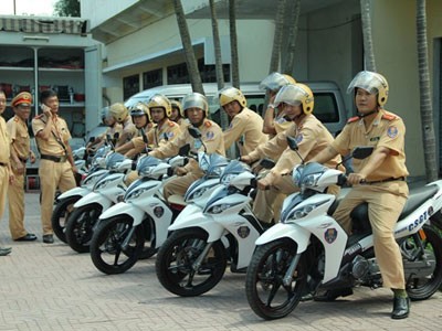Cận cảnh xe Yamaha thiết kế riêng cho CSGT Việt Nam