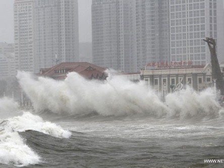 Siêu bão đổ bộ vào Trung Quốc