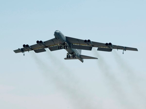 B-52 Mỹ bay vào vùng xác định phòng không của TQ