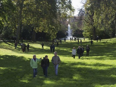 Vườn trong Dinh Tổng thống Pháp rộng cửa cho công chúng