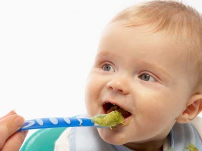Dinh dưỡng cơ bản cho bé 2 tuổi phát triển toàn diện