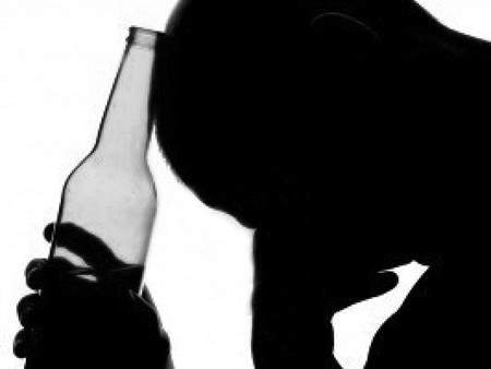 Cay đắng li dị vì lấy nhầm chồng nghiện rượu