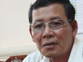 Chủ tịch tỉnh Trà Vinh ký "khó hiểu" trước khi nghỉ hưu