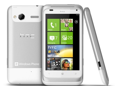 Hai smartphone chụp ảnh mới nhất của HTC