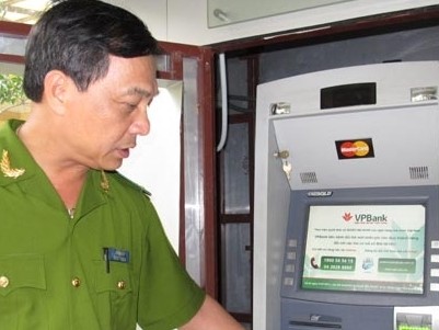 Chống trộm cây ATM bằng công nghệ cao