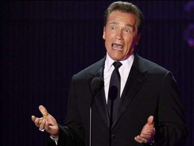 Điều tra Arnold Schwarzenegger vì scandal ái tình?