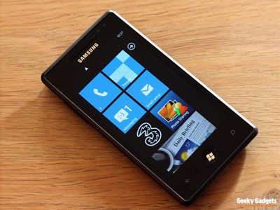 Microsoft chi 1 tỉ USD để Samsung sản xuất Windows Phone
