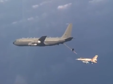 Clip: Chiến đấu cơ Israel tiếp nhiên liệu trên không