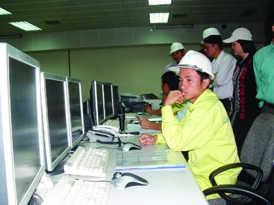 Một dự án điện của EVN nhập công nghệ từ Trung Quốc Ảnh: Quyền Thành