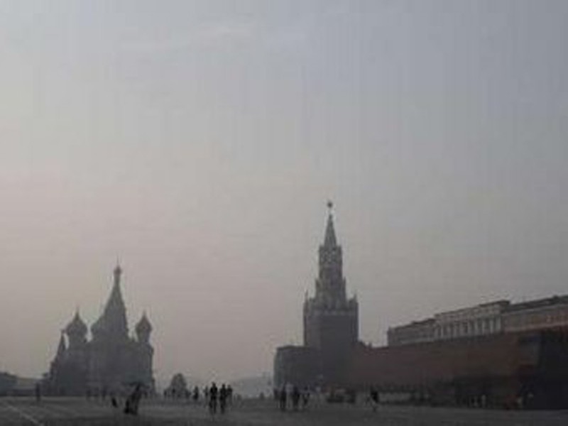 Moscow chìm trong khói cháy rừng
