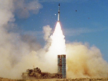Hy Lạp lần đầu bắn tên lửa S-300 PMU1