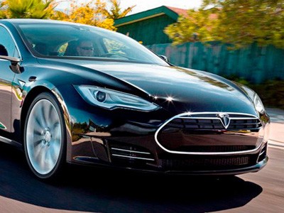 Tesla Model S có giá 'chát' tại châu Âu