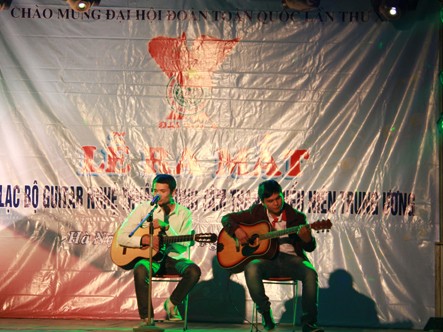 Ra mắt CLB Guitar nghệ thuật chào mừng Đại hội Đoàn