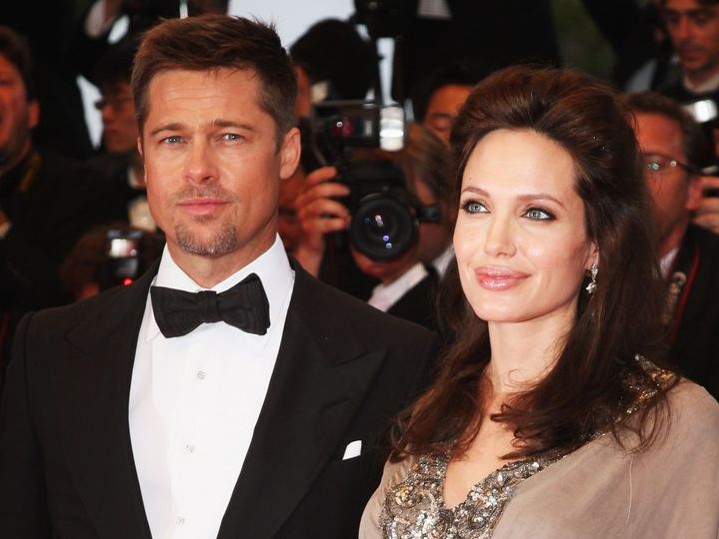 Jolie-Pitt đã bí mật làm đám cưới