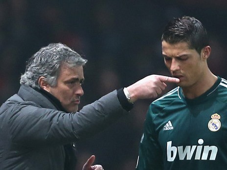 Ronaldo thờ ơ với chỉ trích của Mourinho