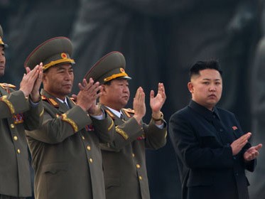 Lãnh đạo Kim Jong Un cùng các quan chức cấp cao Triều Tiên
