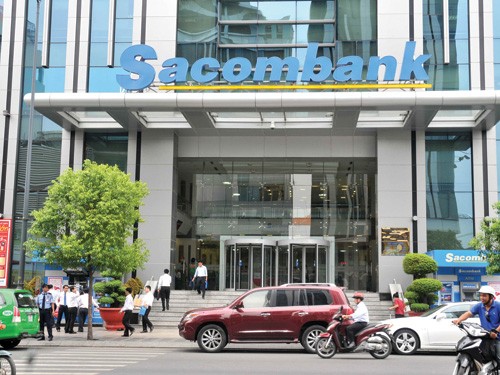 Sacombank bổ sung nhiều nhân sự mới
