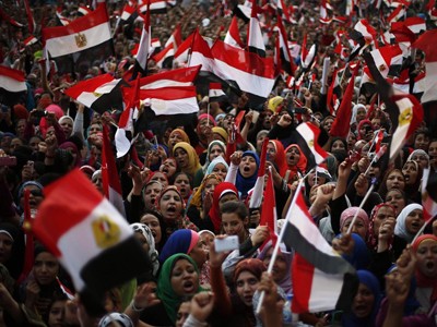 Ai Cập: Tổng thống, quân đội quyết sống còn