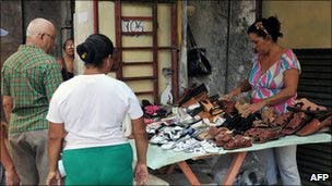 Người dân Cuba được phép mở cửa hàng tư nhân