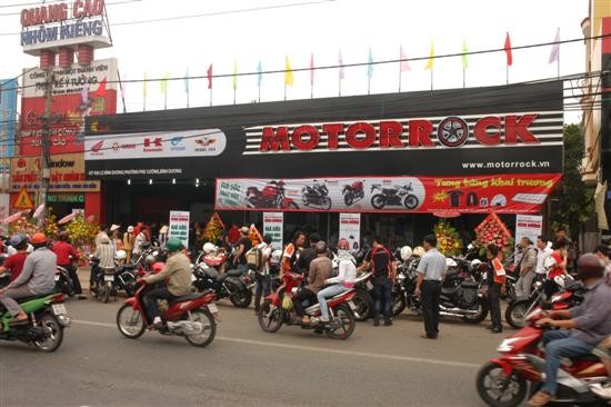 Thêm 3 cửa hàng phân phối motor phân khối lớn tại Việt Nam