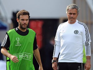 Vì Mata, CĐV Chelsea dọa tẩy chay Mourinho