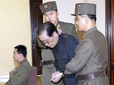 Hé lộ bí mật về vụ xử tử chú dượng lãnh đạo Triều Tiên