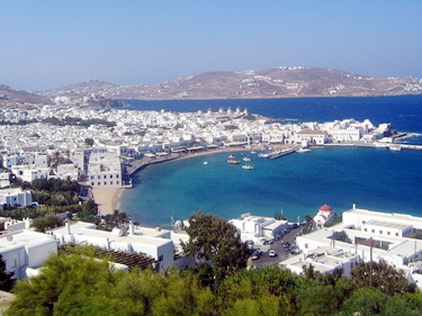 Chính phủ Hi Lạp bác tin 'bán đảo trả nợ'