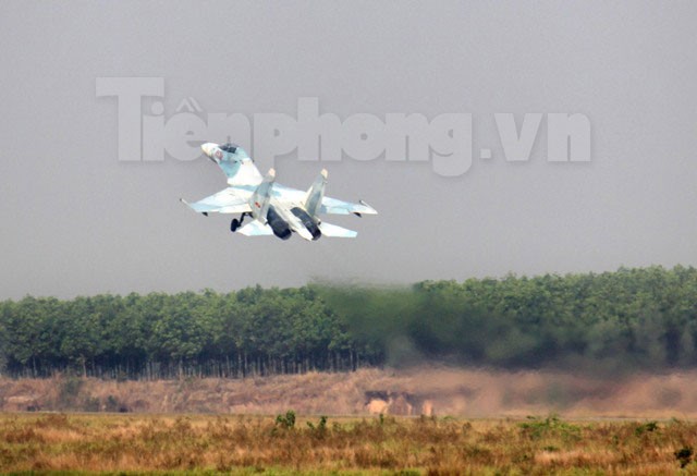 'Đại bàng' Su-30MK2 Việt Nam dũng mãnh gác trời
