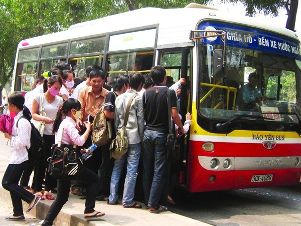 Chất lượng của phương tiện giao thông công cộng luôn là vấn đề người dân quan tâm. Ảnh: Trọng Đảng
