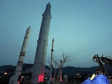 Hôm nay, Hàn Quốc phóng tên lửa Naro