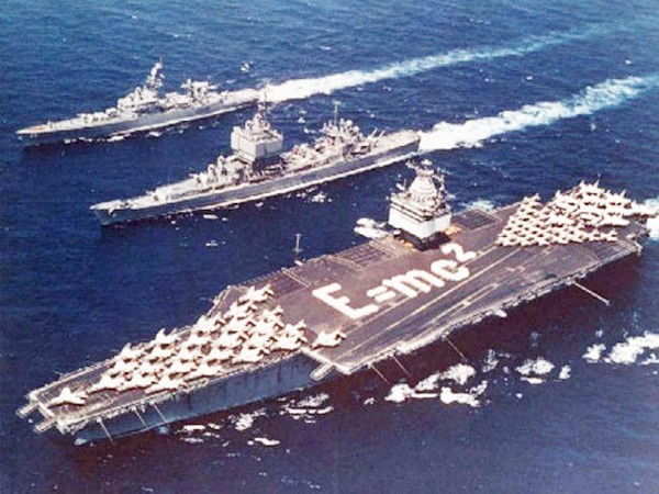 Mỹ huy động cả tàu sân bay hạt nhân USS Enterprise vào chiến dịch Ảnh: USN