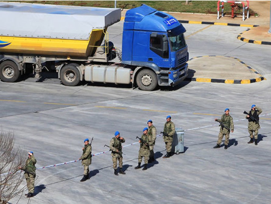 Thổ Nhĩ Kỳ bắt xe chở chất hóa học vượt biên sang Syria
