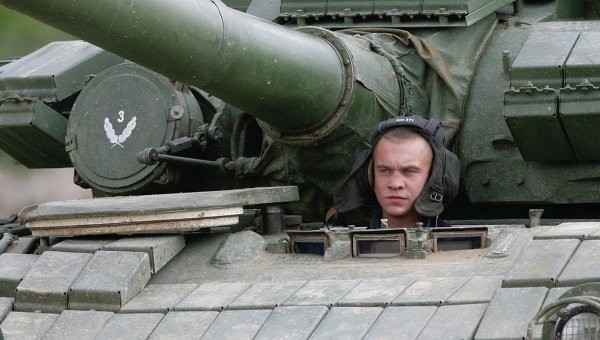 Xe tăng Nga sắp có ‘áo mới’