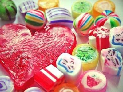 Choáng với cách giảm cân bằng ăn kẹo