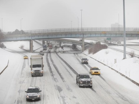 Bắc Mỹ tê liệt vì bão tuyết khốc liệt