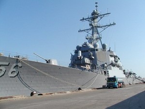 Tàu hải quân Hoa Kỳ USS John McCain đến Đà Nẵng